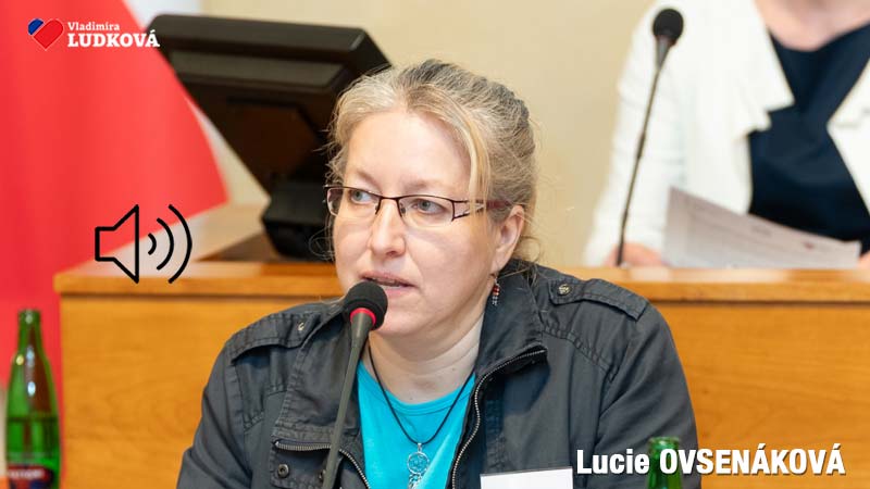 Konference Zajištění kvalitní péče doma: podmínky efektivní spolupráce pečovatelských služeb a neformálně pečujících - Lucie Ovsenáková